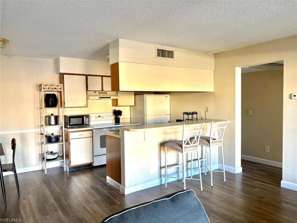 5315 Summerlin RD 1508-17