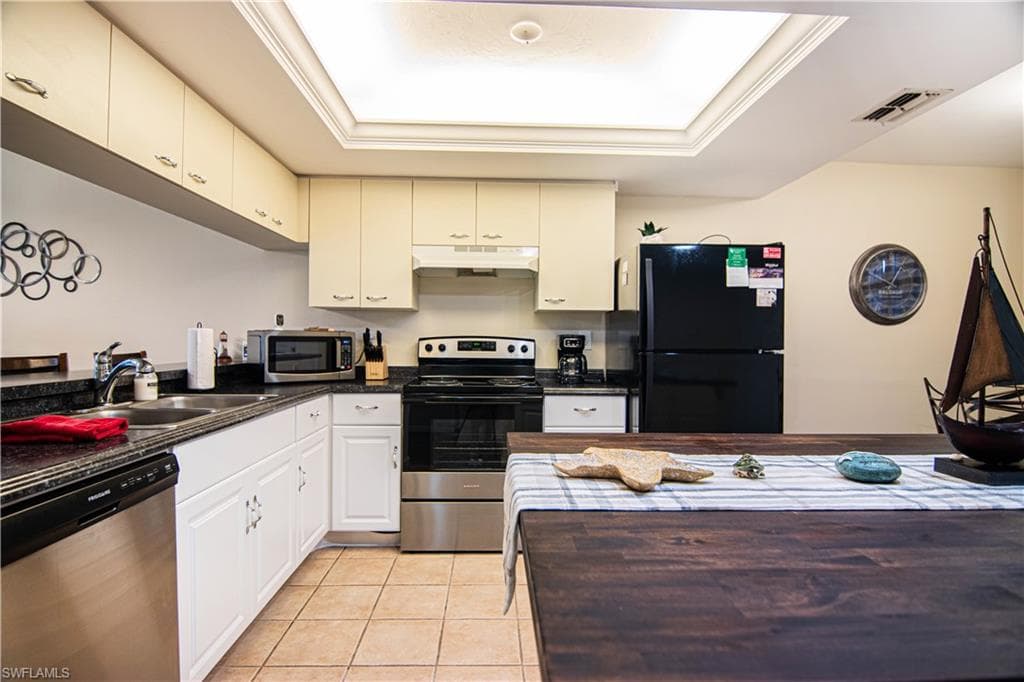 12191 Kelly Sands WAY 1502-4