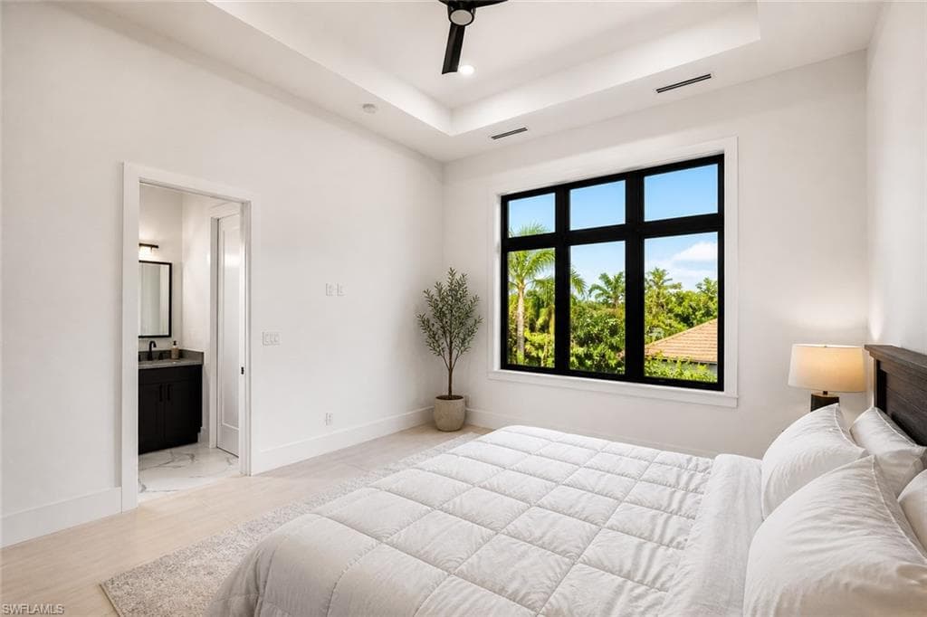 27148 Serrano WAY-36