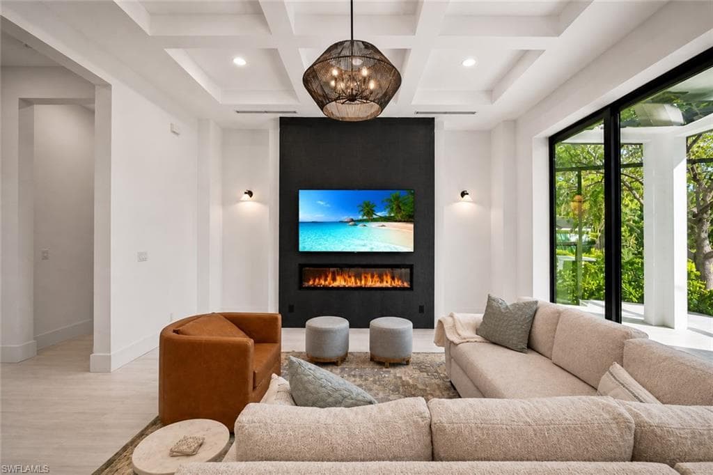 27148 Serrano WAY-10