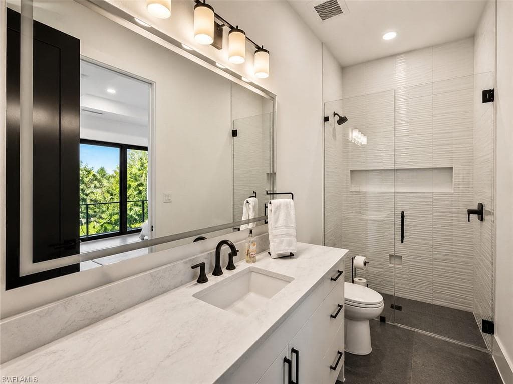 27148 Serrano WAY-39