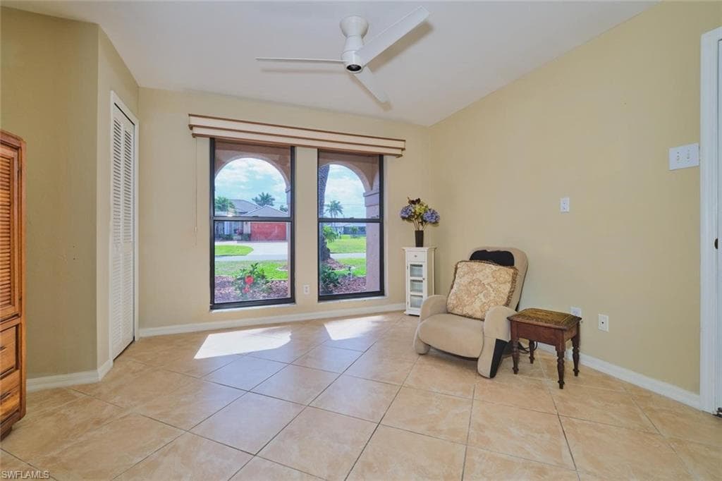 4122 SW 22nd CT-11