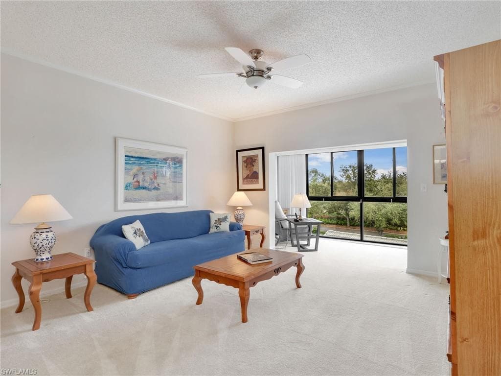 900 Arbor Lake DR 301-2