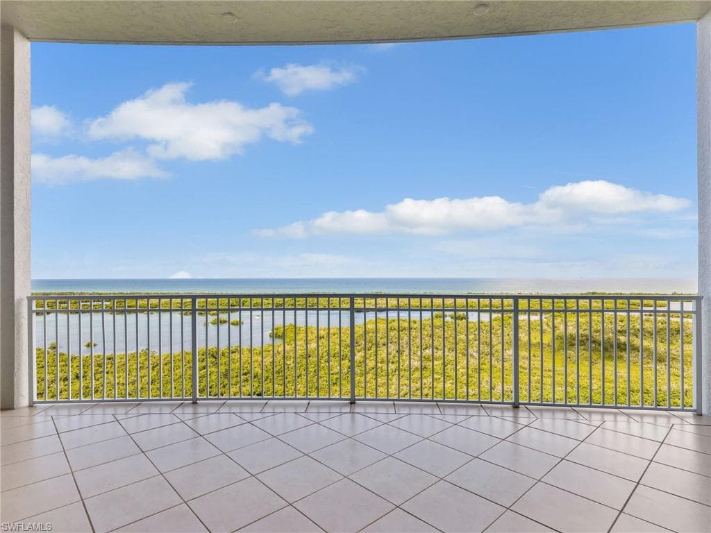 900 Arbor Lake DR 301-39