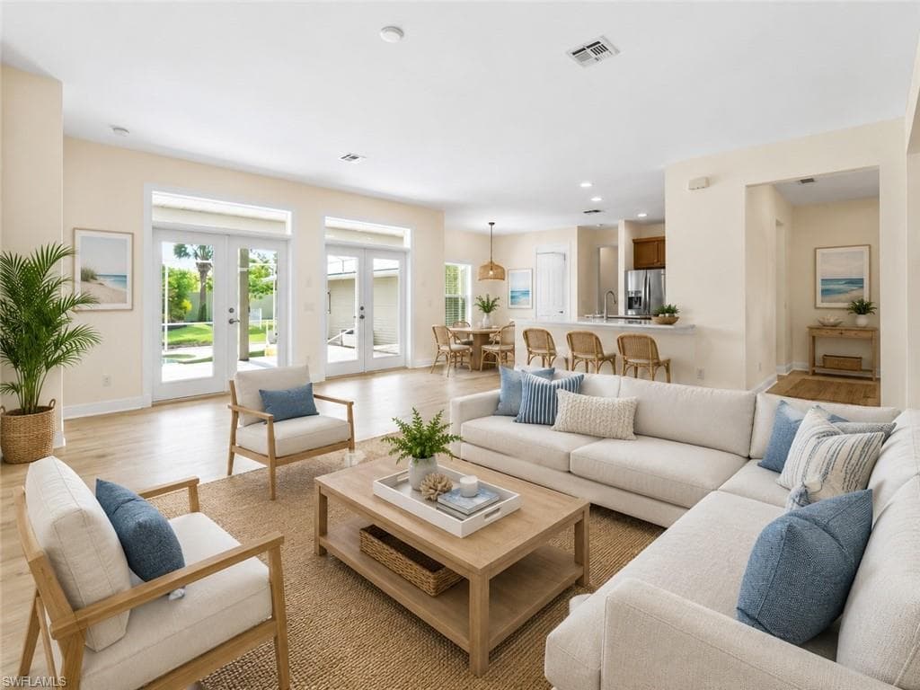 15555 Caloosa Creek CIR-5