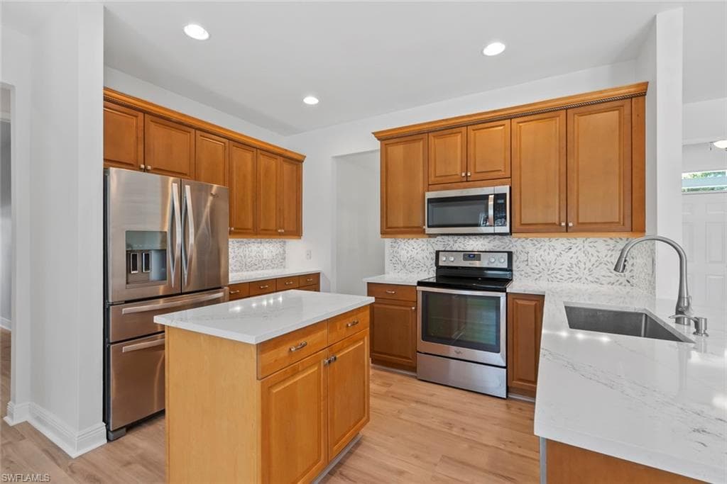 15555 Caloosa Creek CIR-11