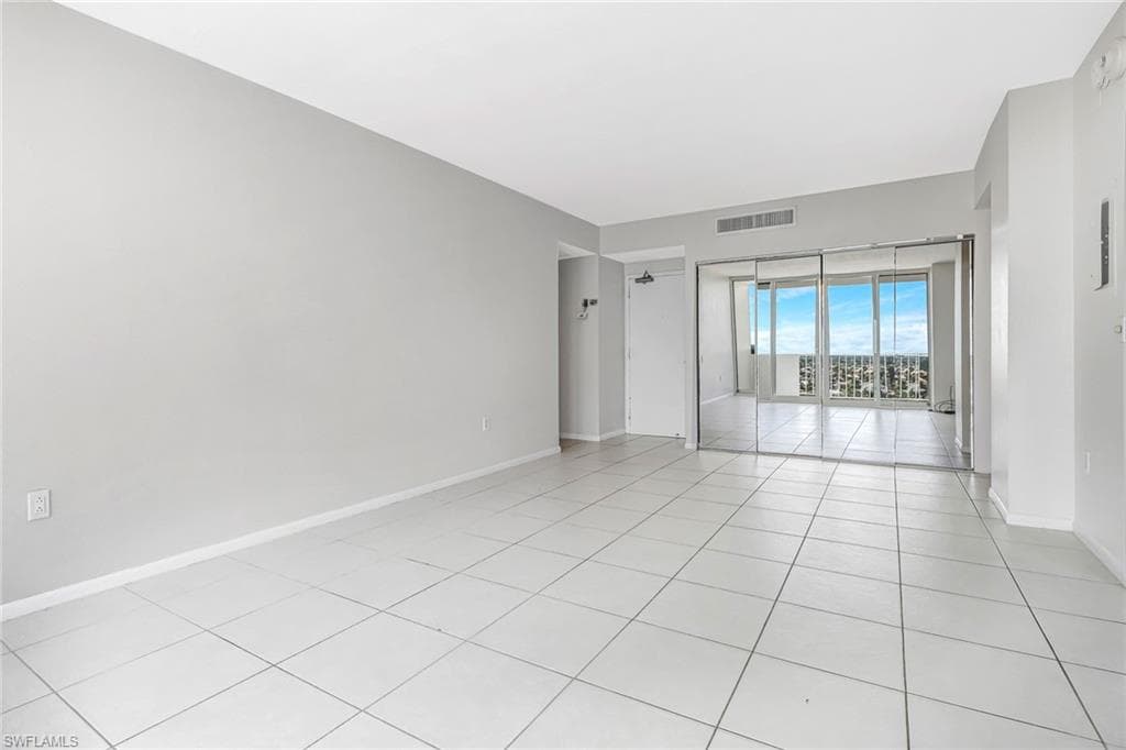 140 Seaview Ct Seaview CT 1504-4