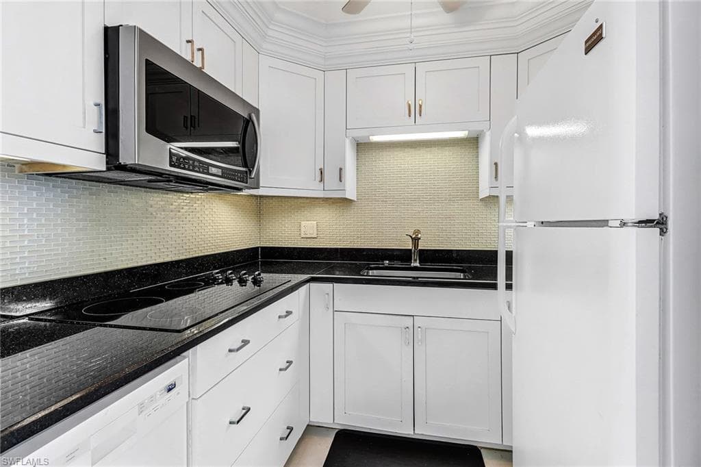 140 Seaview Ct Seaview CT 1504-8