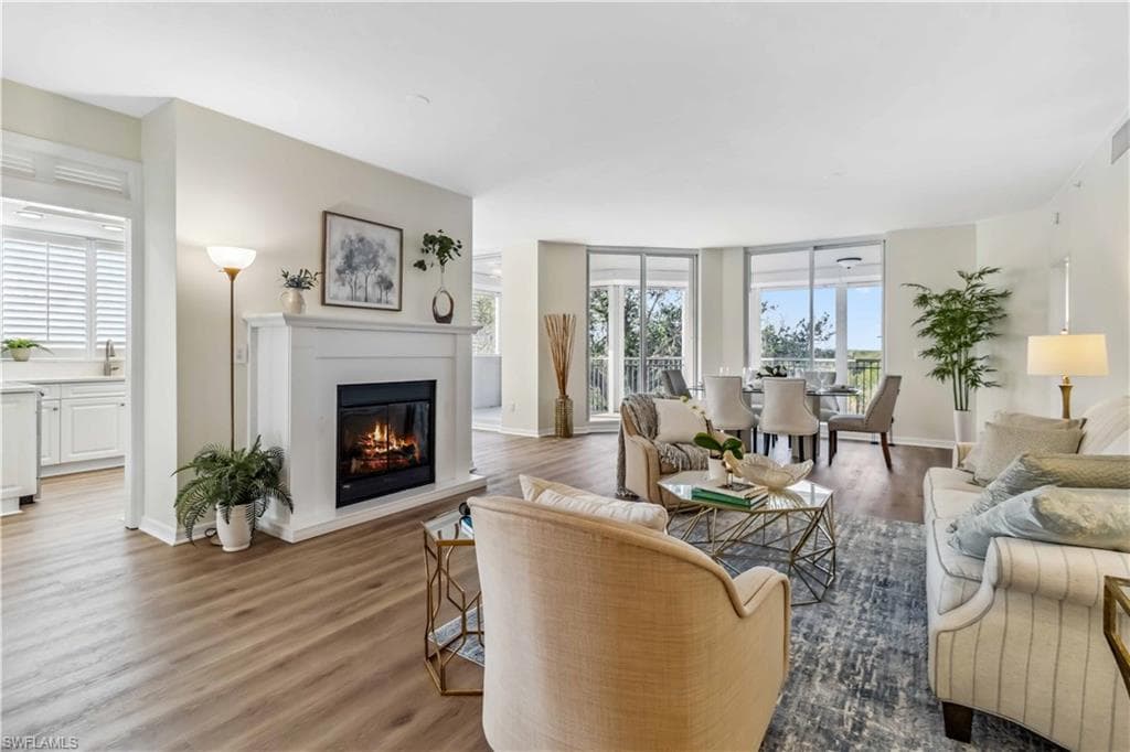 1001 Arbor Lake DR 101-6