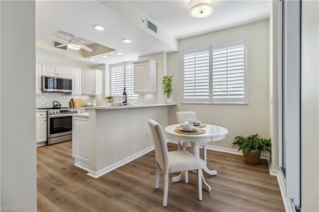 1001 Arbor Lake DR 101-13