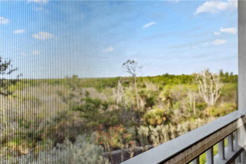 1001 Arbor Lake DR 101-36