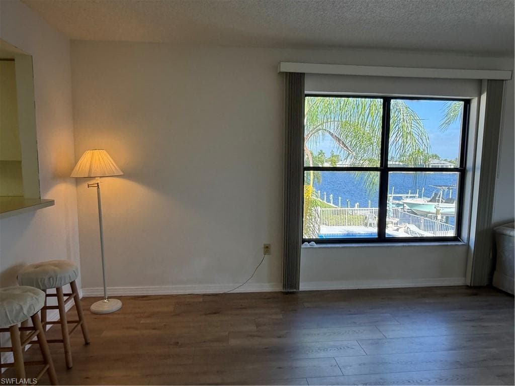 123 SW 47th TER 201-22