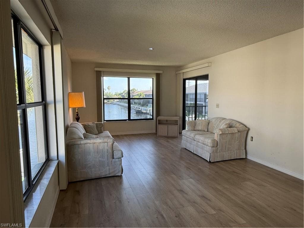 123 SW 47th TER 201-23