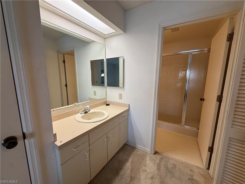 123 SW 47th TER 201-34