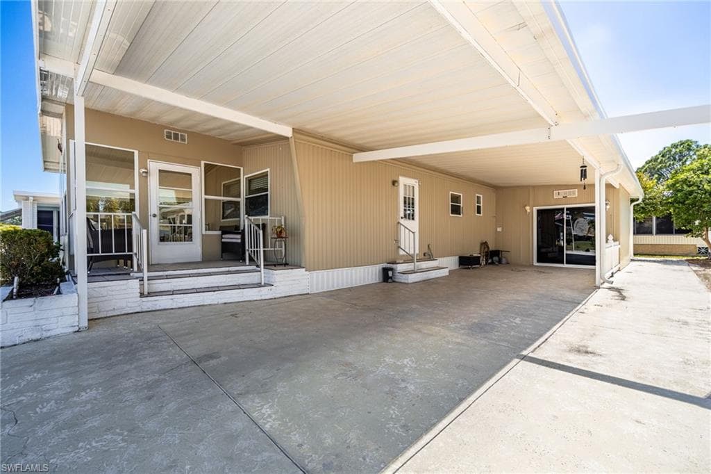 356 Nicklaus BLVD-2