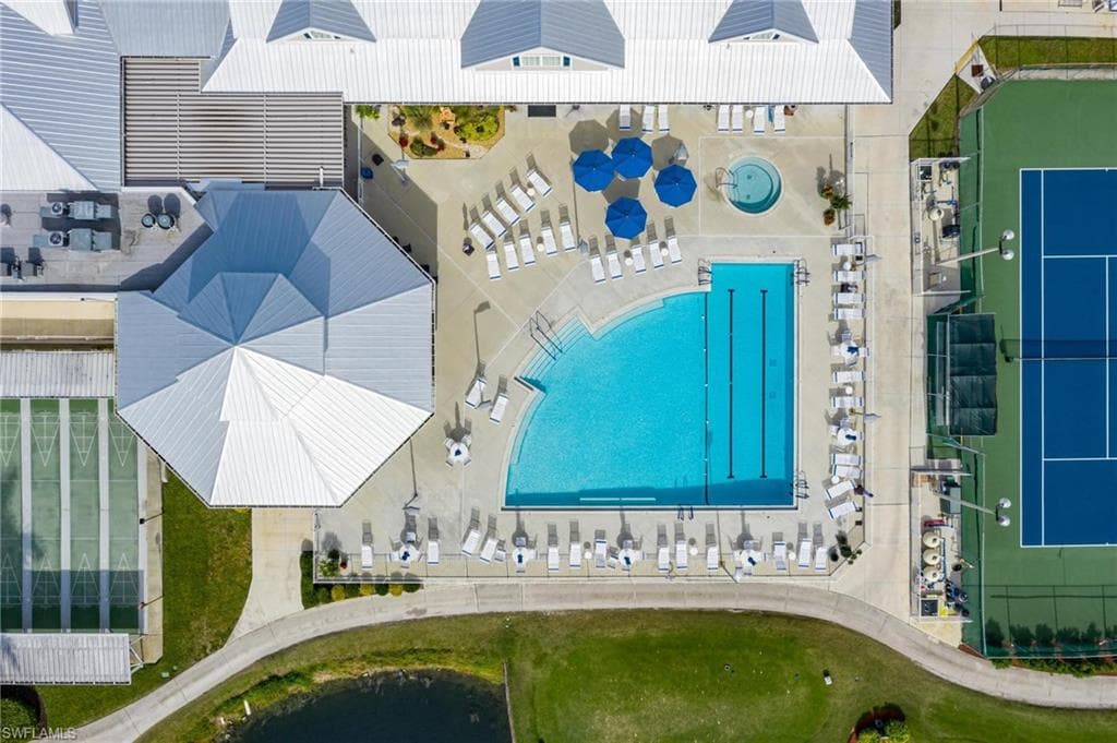 356 Nicklaus BLVD-37