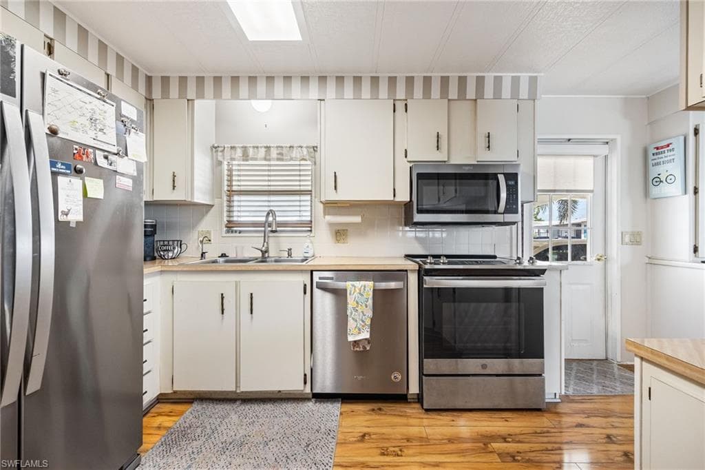 356 Nicklaus BLVD-14