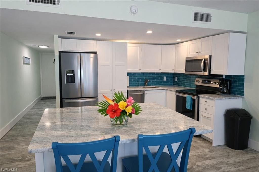 100 Estero BLVD 332-4