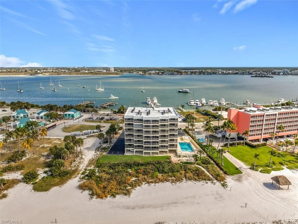 100 Estero BLVD 332-10