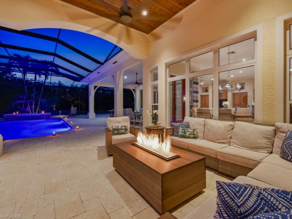 7051 Hunters RD-25