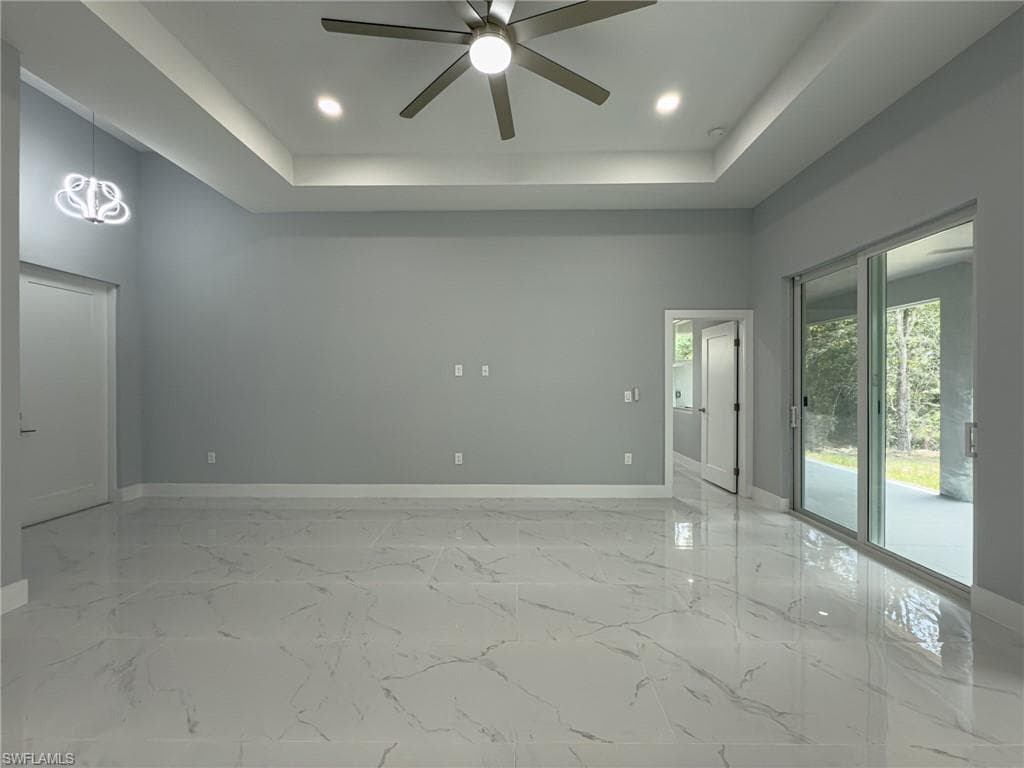438 Raymer ST-9