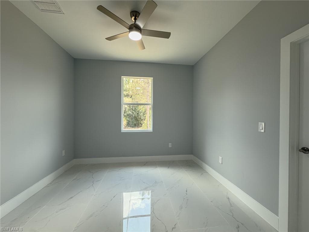 438 Raymer ST-17