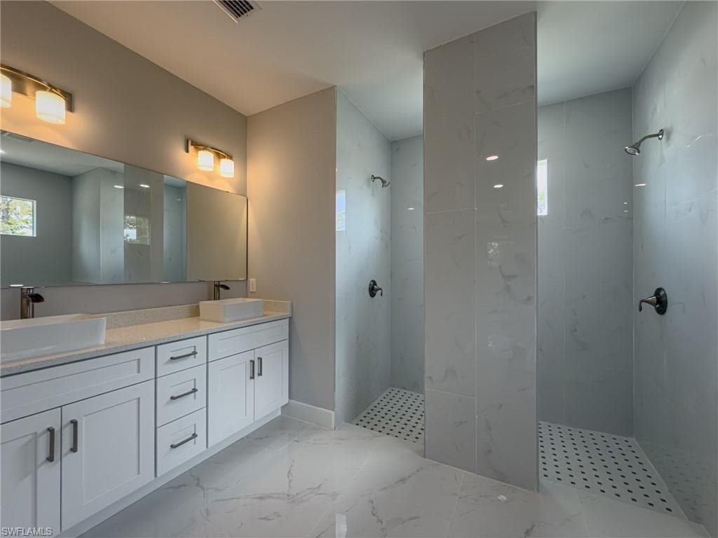 438 Raymer ST-14