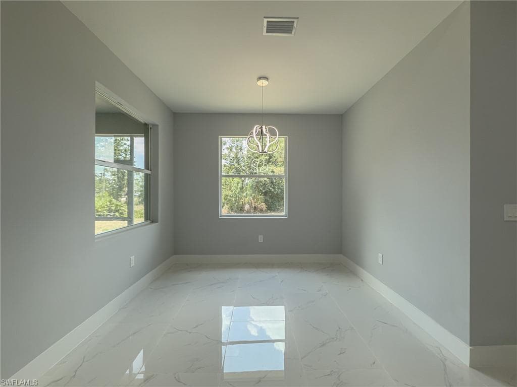 438 Raymer ST-7