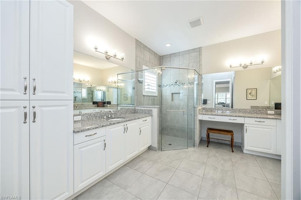 16554 Calistoga DR-18