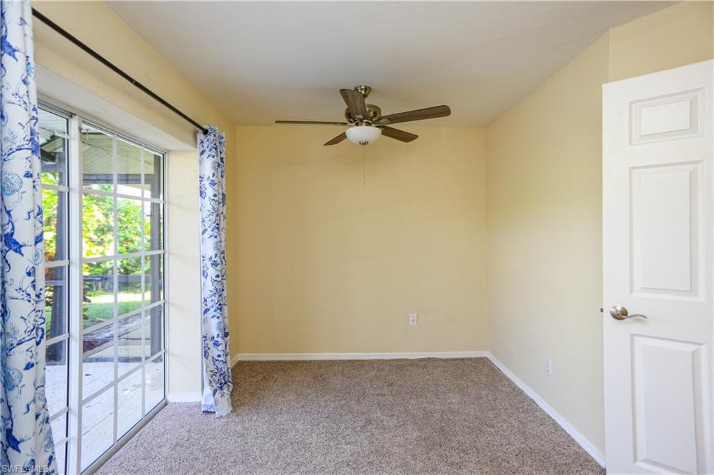 1040 Moon Lake DR-12