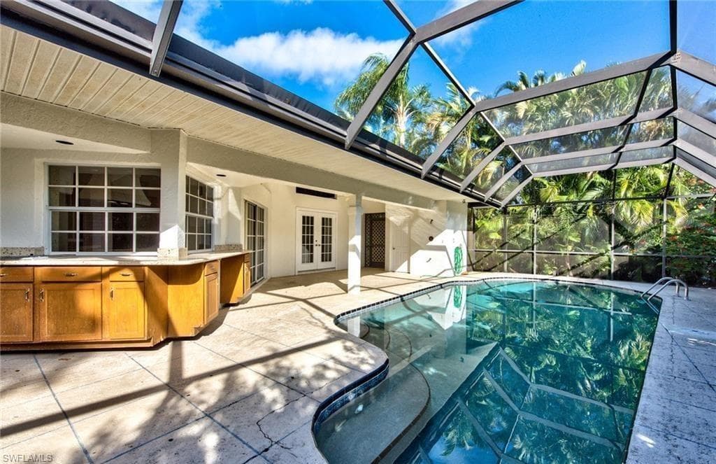 1040 Moon Lake DR-23