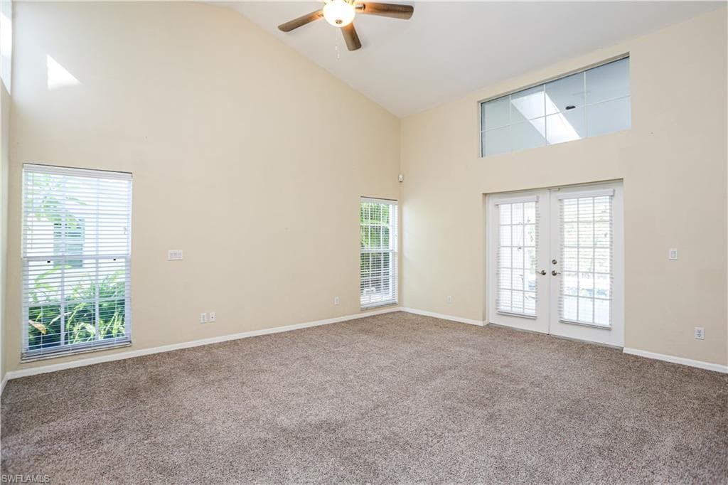 1040 Moon Lake DR-17