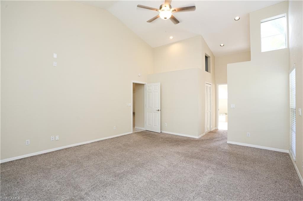 1040 Moon Lake DR-18