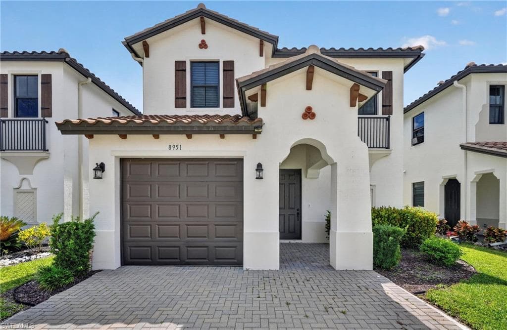 8951 Madrid CIR-1