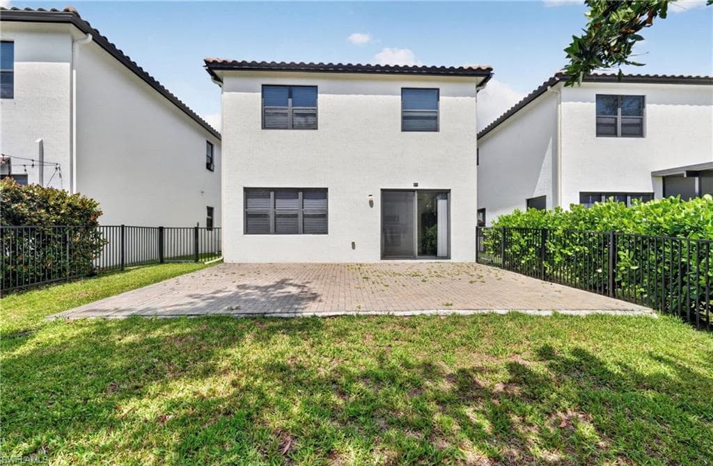 8951 Madrid CIR-38