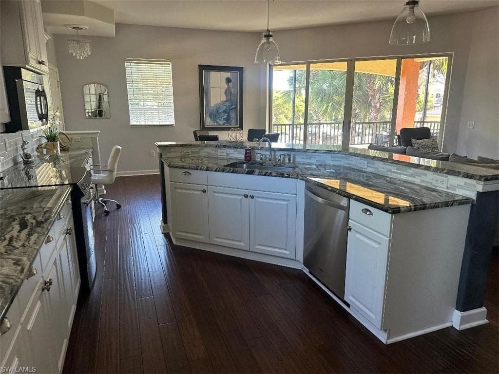 8500 Via Lungomare CIR 202-3