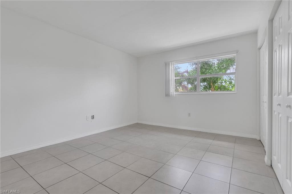 2828 Jackson ST C5-16