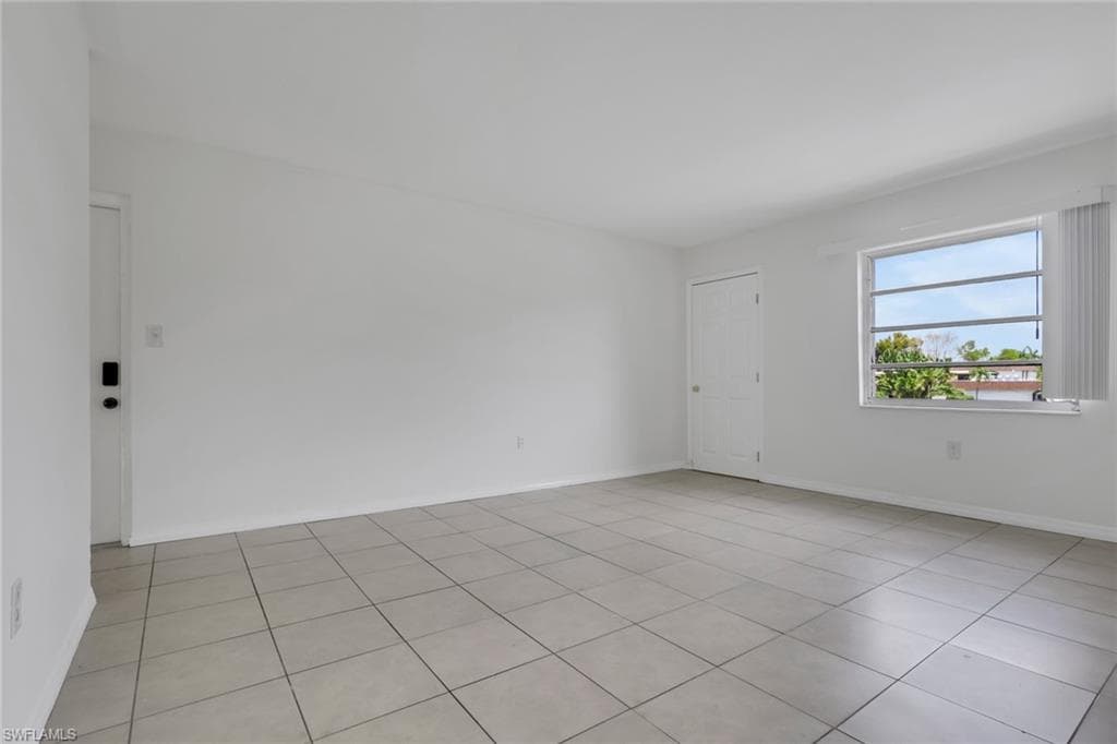2828 Jackson ST C5-8