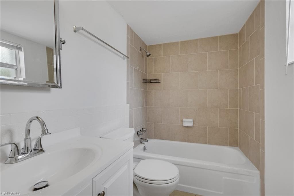 2828 Jackson ST C5-20