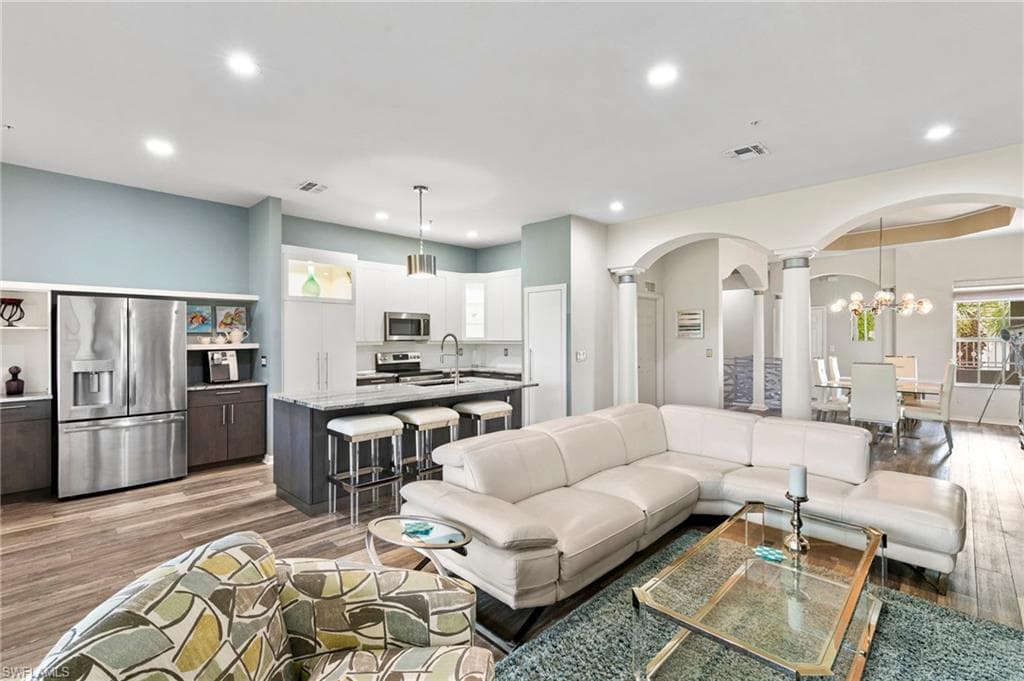 21552 Baccarat LN 201-9