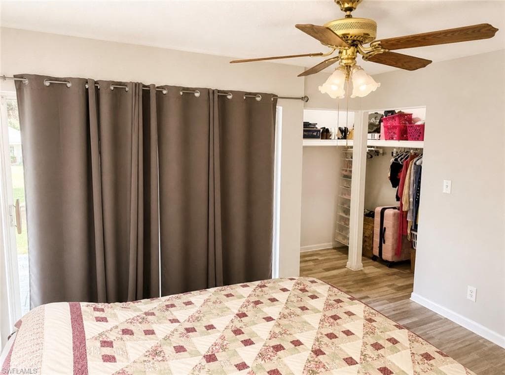102 E Greens BLVD-14