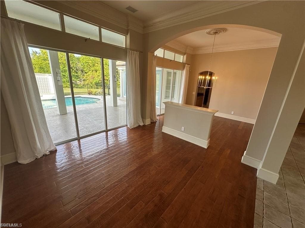 10020 Magnolia Pointe-5