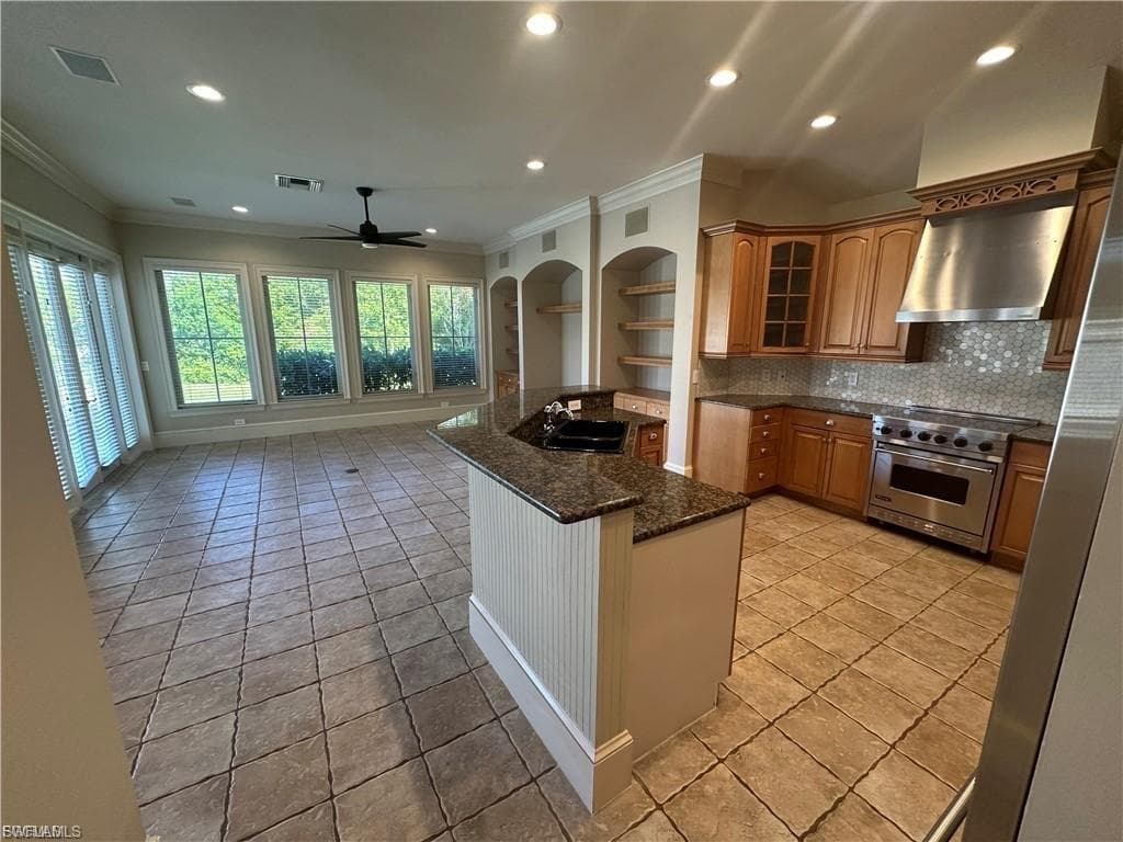 10020 Magnolia Pointe-10