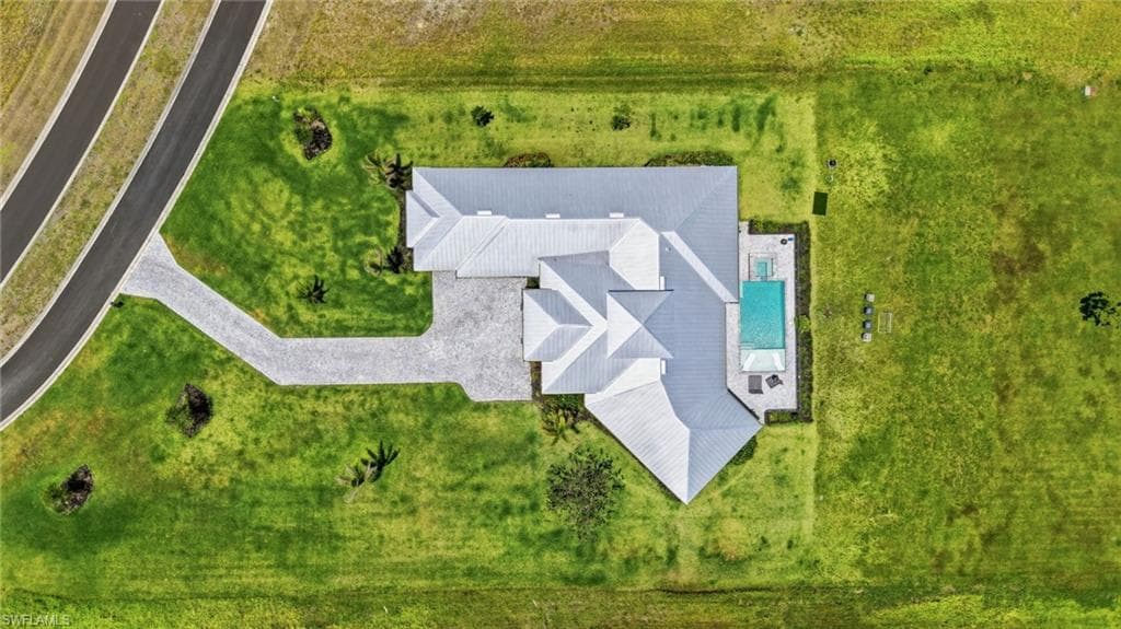 22833 Yellow Button LN-44