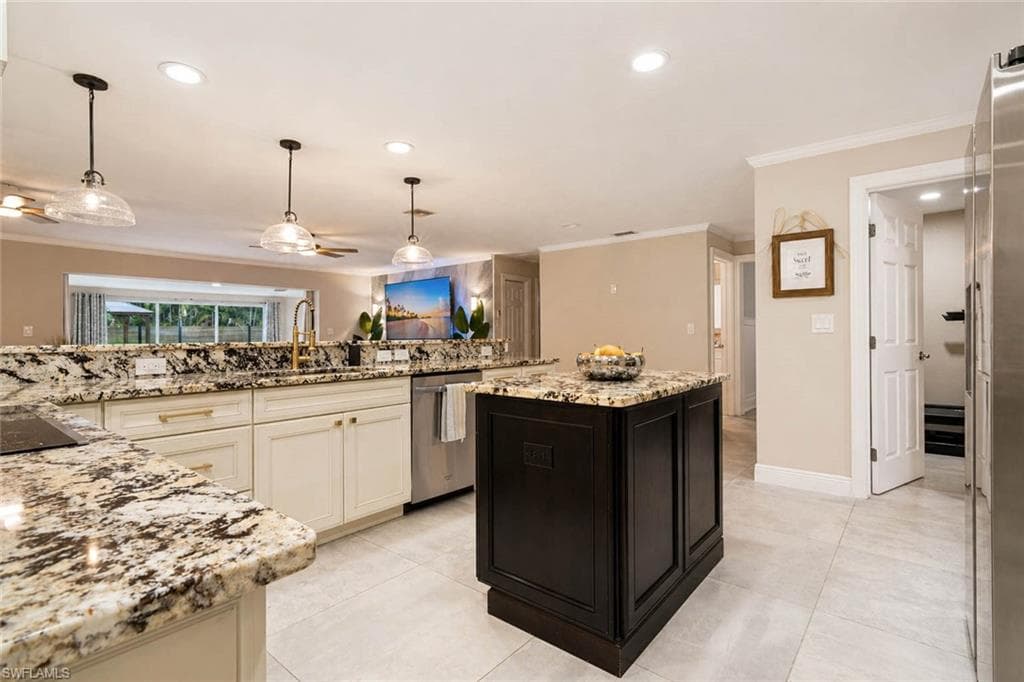 13502 Brynwood LN-11