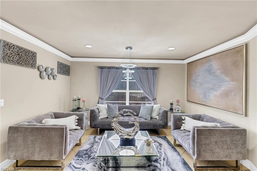 4587 25th CT SW-16