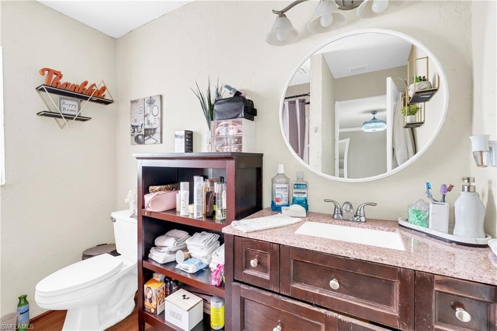 4587 25th CT SW-25
