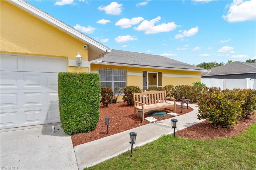 4587 25th CT SW-4