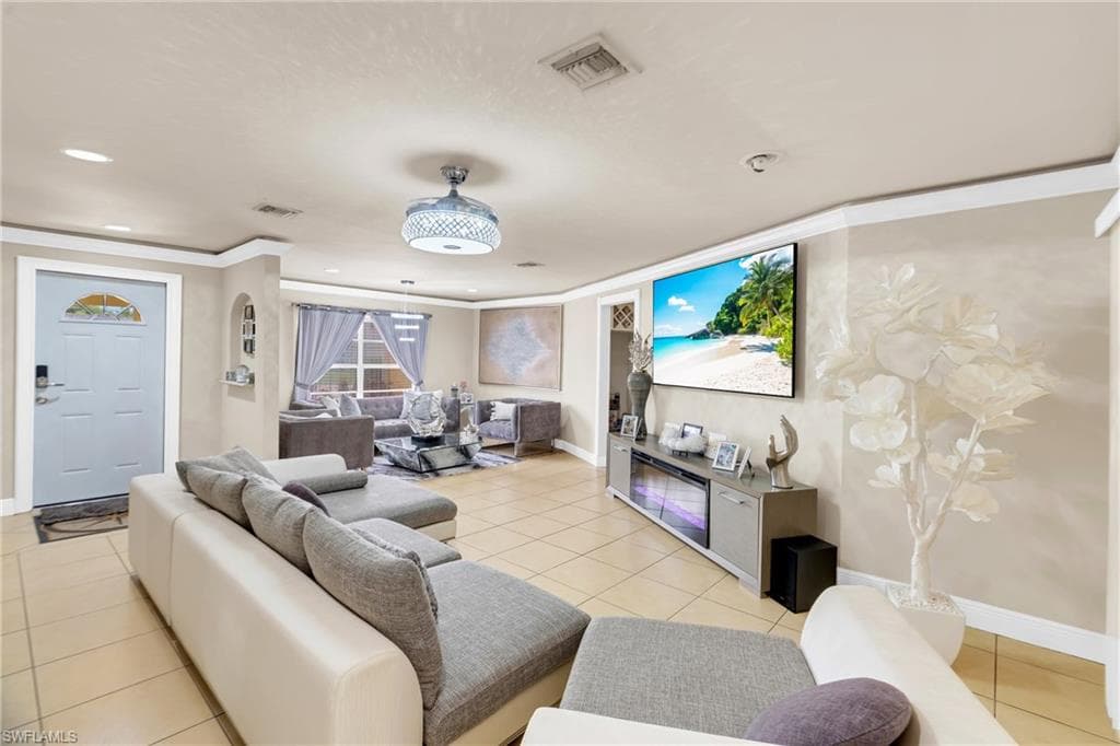 4587 25th CT SW-8