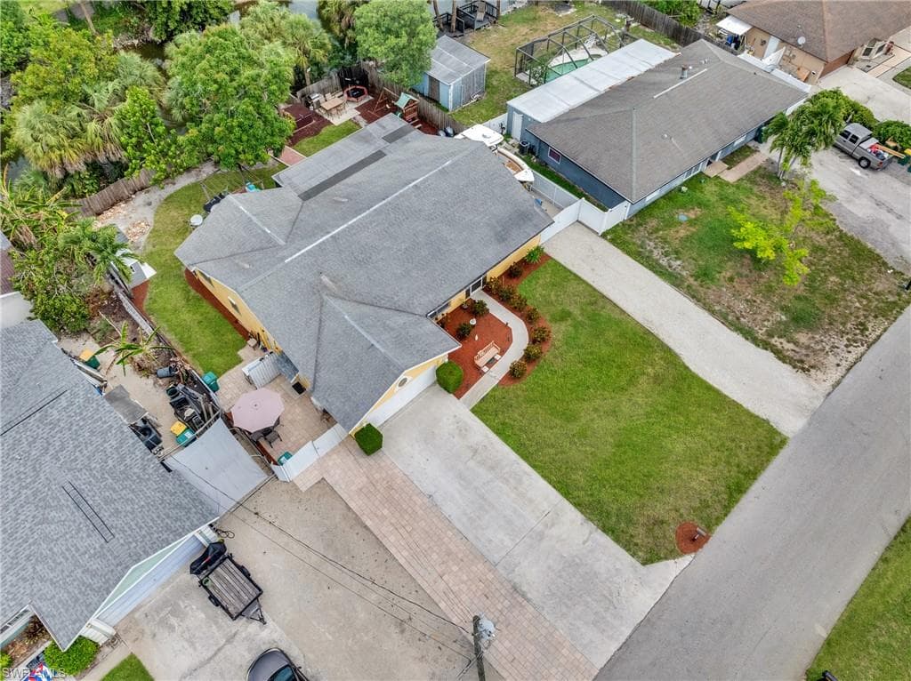 4587 25th CT SW-13